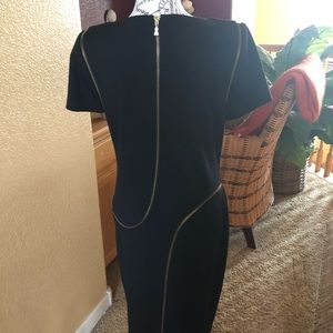 Ted Baker London Dresses - Preloved Ted Baker Zipper dress size 4 = US 10 Ted Baker London Dresses - Preloved Ted Baker Zipper dress size 4 = US 10